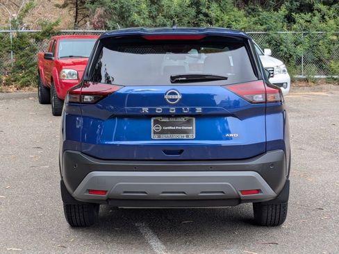 Used 2023 Nissan Rogue S AWD/4WD image 6
