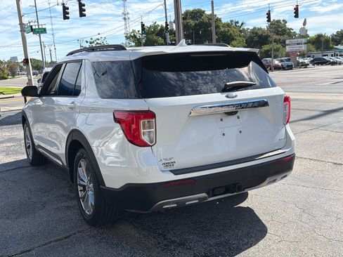Used 2020 Ford Explorer XLT w/ Equipment Group 202A RWD image 7