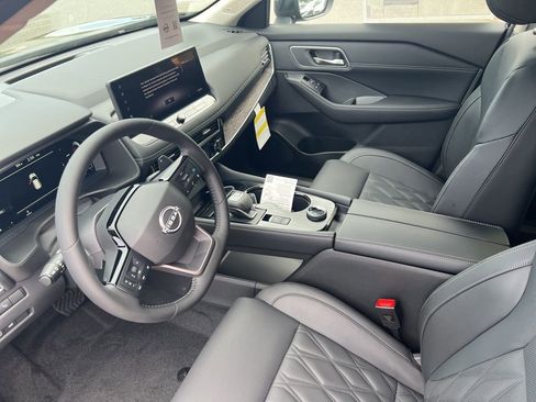 New 2026 Nissan Rogue Platinum w/ Platinum Premium Package image 15