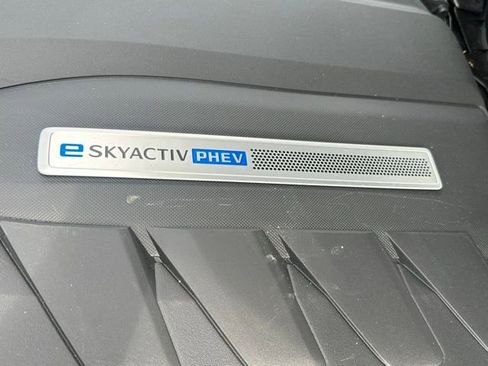 Used 2024 MAZDA CX-90 Plug-In Hybrid w/ Premium Pkg image 17