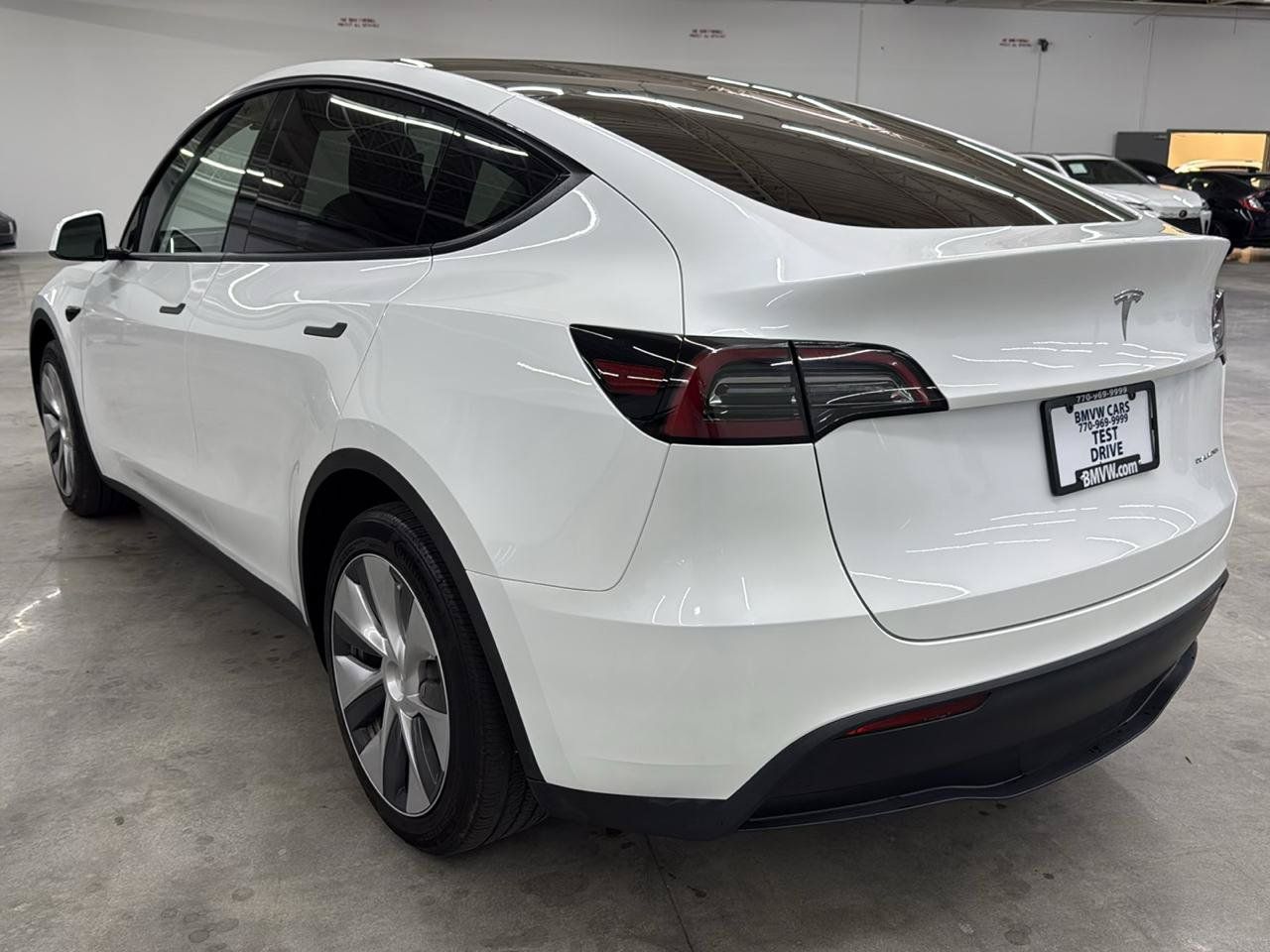 Used 2023 Tesla Model Y Long Range AWD/4WD image 10
