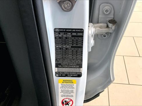 Used 2017 Land Rover Discovery Sport HSE AWD/4WD image 31