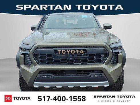 New 2026 Toyota Tacoma 4x4 Double Cab Hybrid image 3