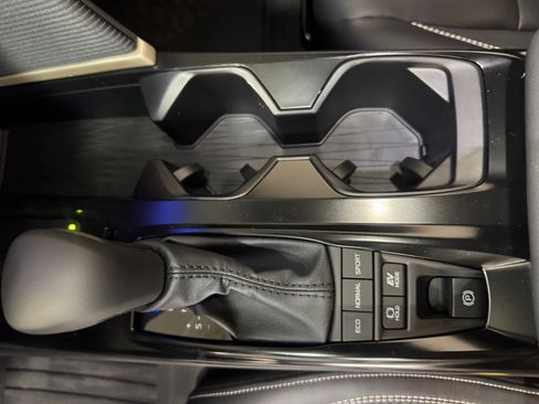 Used 2026 Toyota Camry SE image 15