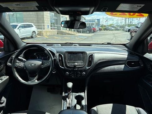 Used 2023 Chevrolet Equinox RS FWD image 26
