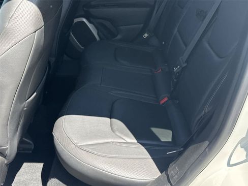 Used 2016 Jeep Renegade Limited AWD/4WD image 15