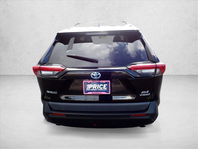 Used 2023 Toyota RAV4 XLE w/ Convenience Package AWD/4WD image 3