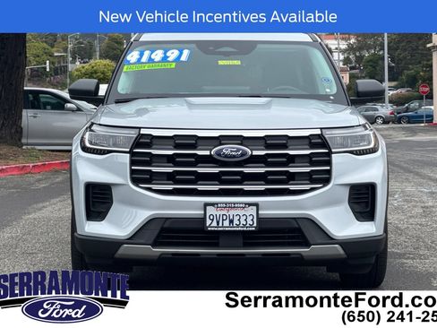 Used 2026 Ford Explorer Active RWD image 10