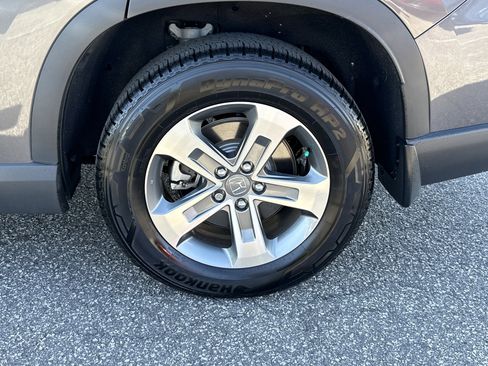 Certified 2025 Honda Pilot EX-L image 13