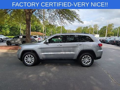 Certified 2021 Jeep Grand Cherokee Laredo AWD/4WD image 2
