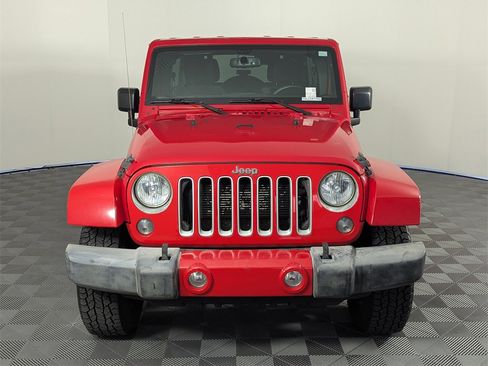 Used 2016 Jeep Wrangler Unlimited Sahara image 10