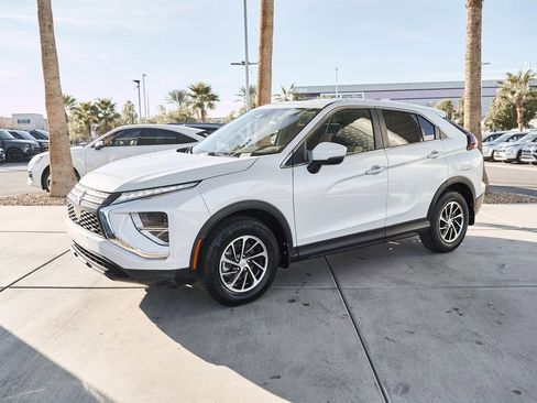 Used 2022 Mitsubishi Eclipse Cross ES image 4