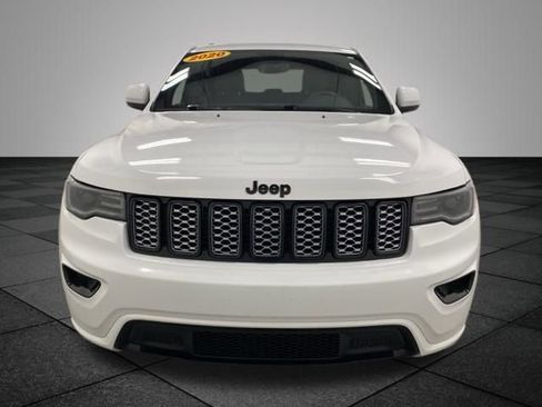 Used 2020 Jeep Grand Cherokee Altitude image 2