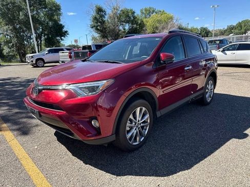 Used 2018 Toyota RAV4 Limited AWD/4WD image 8