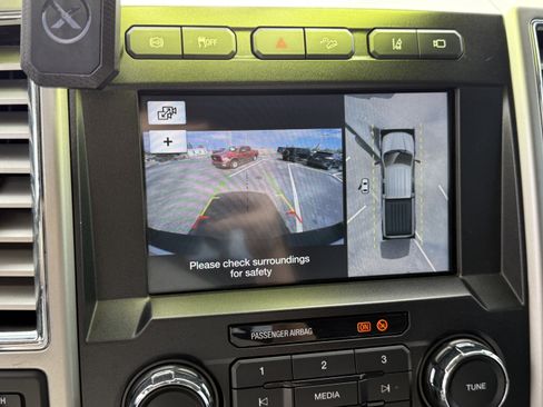 Used 2017 Ford F250 Lariat w/ Lariat Ultimate Package image 22