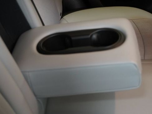 Used 2019 Chevrolet Trax LT w/ LT Convenience Package AWD/4WD image 29