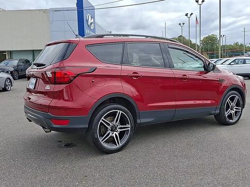 Used 2019 Ford Escape SEL image 8