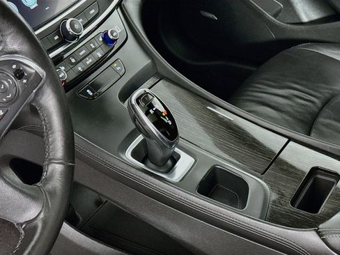 Used 2017 Buick LaCrosse Essence w/ Sun and Shade Package FWD image 31