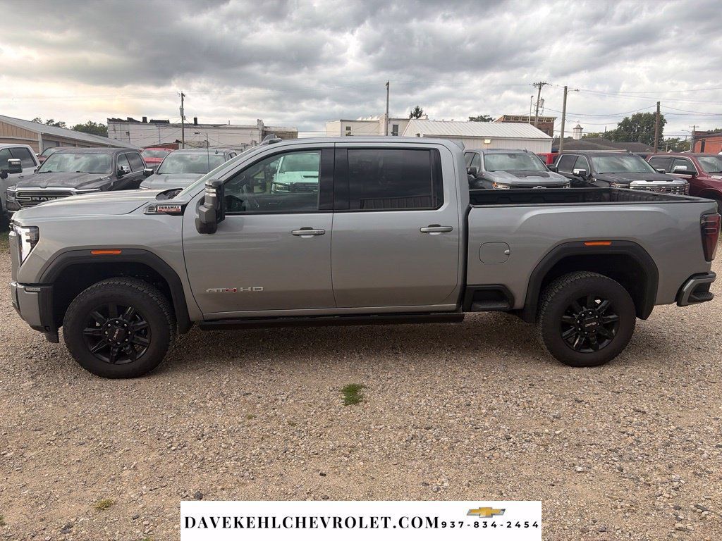 Used 2026 GMC Sierra 2500 AT4 w/ AT4 Premium Plus Package AWD/4WD image 2
