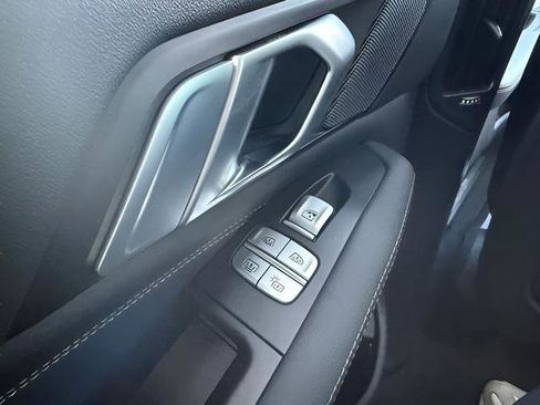 Used 2024 BMW X7 xDrive40i image 31