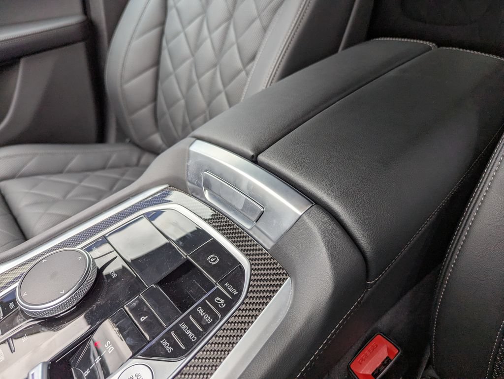 Used 2025 BMW X6 M60i AWD/4WD image 30