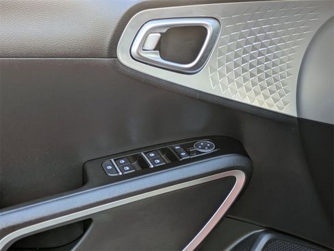 Used 2024 Kia Soul LX w/ Option Group 015 image 13