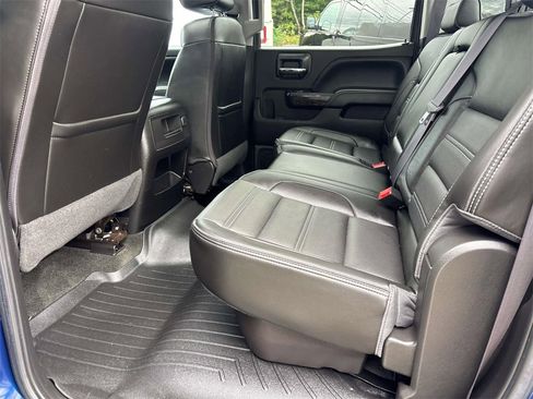 Used 2016 GMC Sierra 2500 Denali w/ Duramax Plus Package image 10