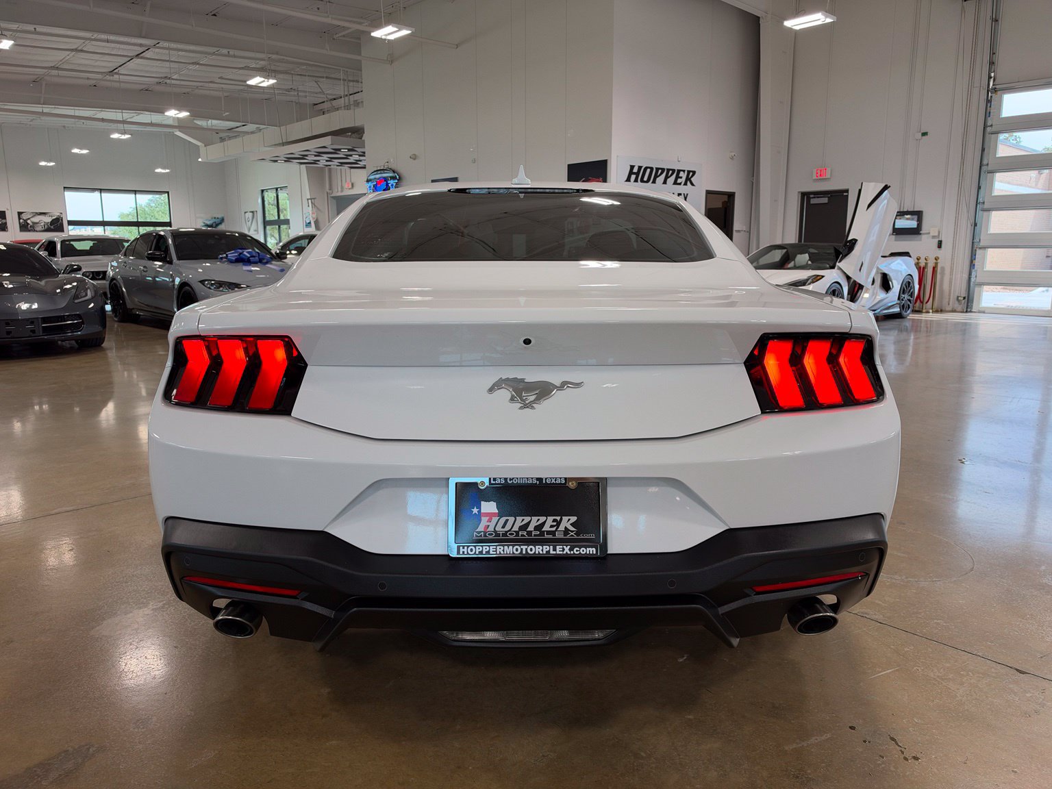 Used 2024 Ford Mustang Coupe RWD image 5