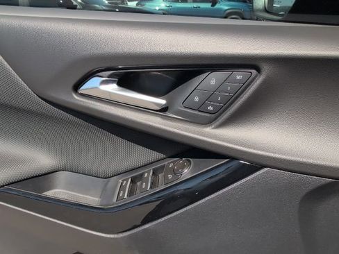 New 2026 Chevrolet Equinox RS w/ Convenience Package III FWD image 16