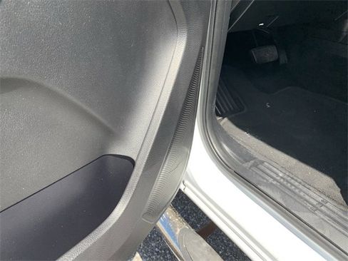 Used 2019 Ford Ranger XLT w/ Equipment Group 302A Luxury image 22