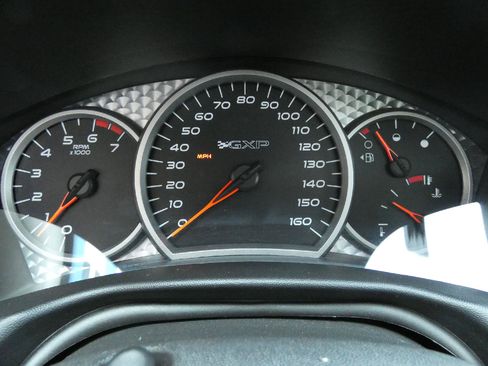 Used 2008 Pontiac Grand Prix GXP FWD image 21