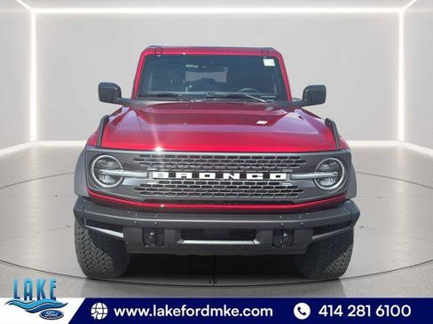 Certified 2025 Ford Bronco Badlands w/ Sasquatch Package AWD/4WD image 2