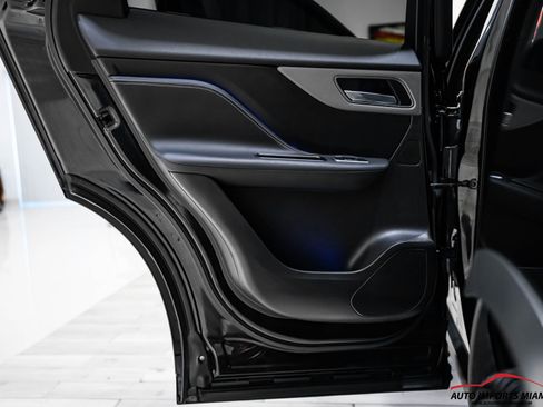 Used 2020 Jaguar F-PACE SVR image 57