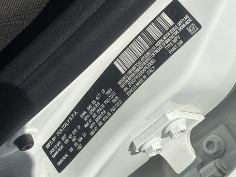 Used 2017 FIAT 500X Trekking image 27