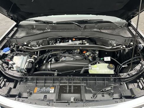 New 2026 Ford Explorer Platinum w/ LUX Leather Package image 19