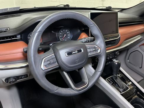 Certified 2023 Jeep Compass Limited image 26