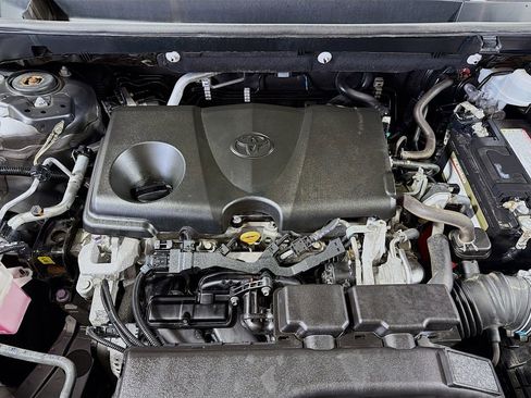 Used 2019 Toyota RAV4 LE image 26