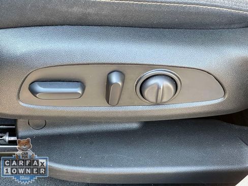 Used 2024 Chevrolet Equinox LT AWD/4WD image 19