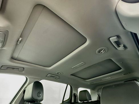 Used 2020 GMC Acadia SLT w/ LPO, Floor Liner Package FWD image 26