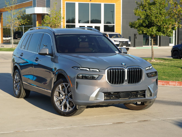 Used 2024 BMW X7 xDrive40i AWD/4WD image 6