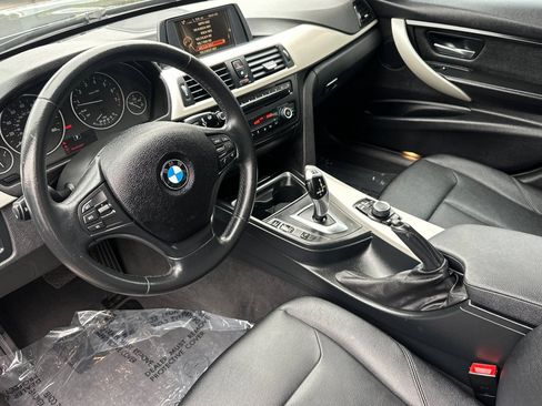 Used 2015 BMW 320i Sedan RWD image 11