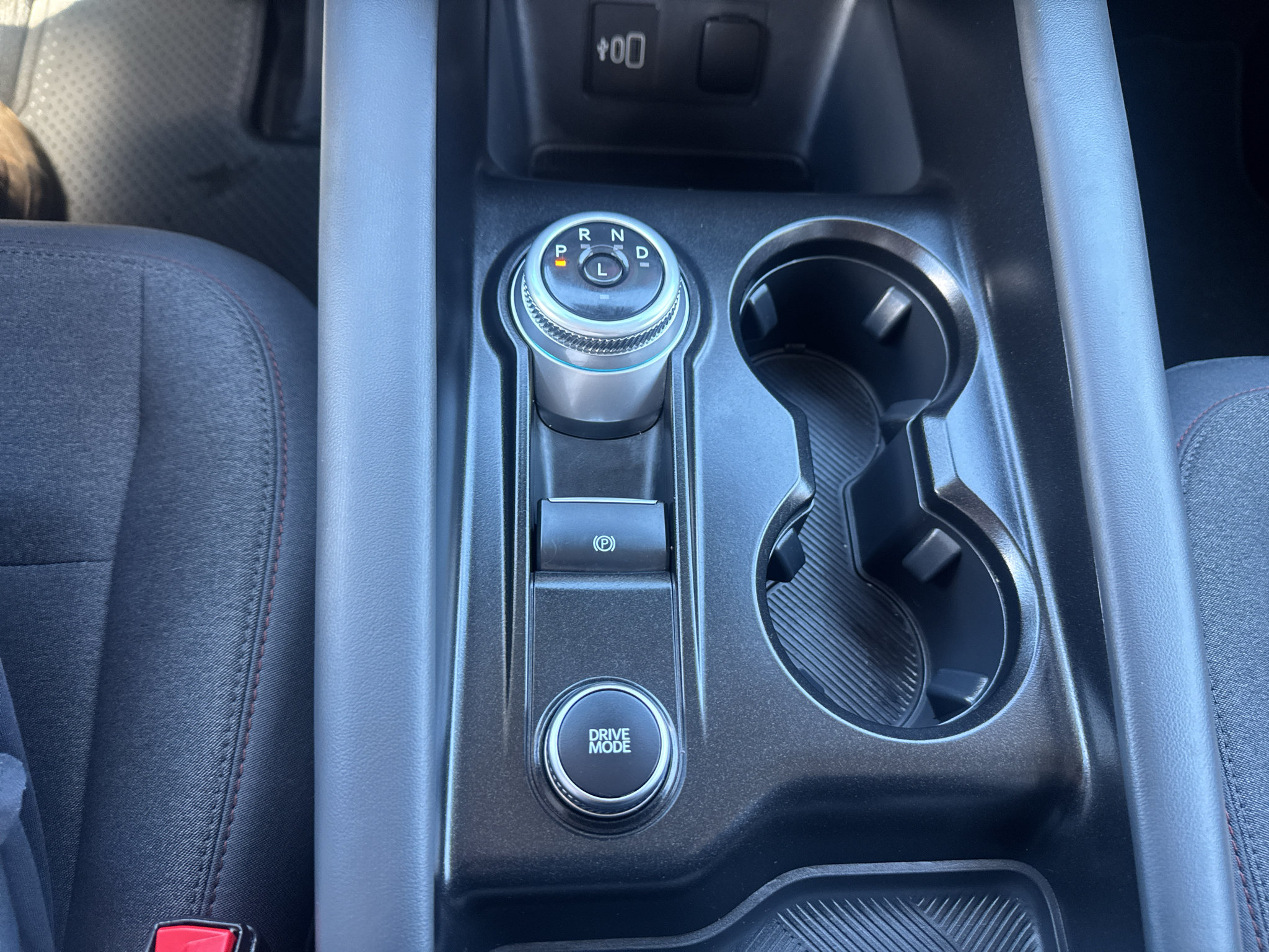 Used 2026 Ford Explorer Active RWD image 12