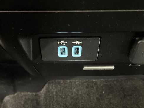 Used 2016 Ford F150 XLT w/ Equipment Group 302A Luxury image 24