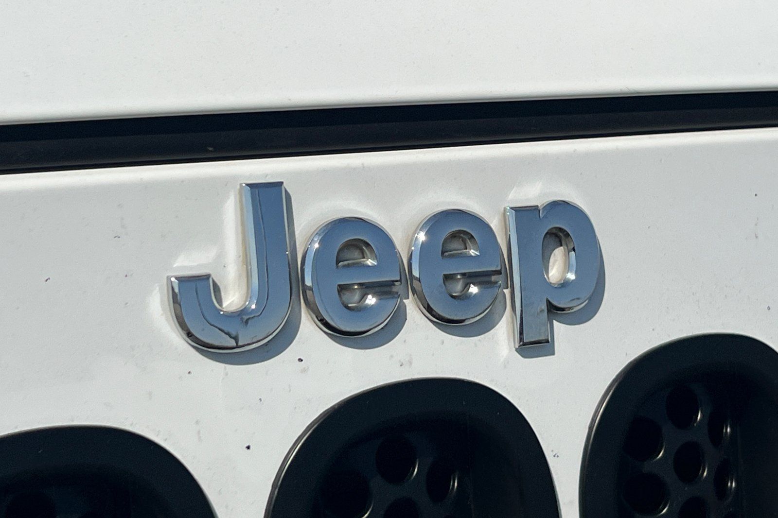 Used 2018 Jeep Wrangler Unlimited Sport S AWD/4WD image 36