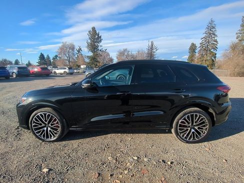 Used 2025 Audi SQ5 Premium Plus image 9