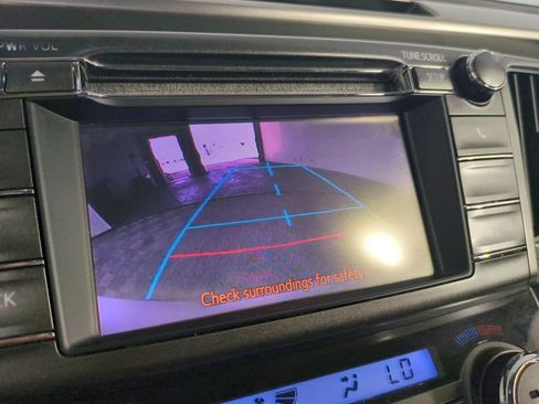 Used 2013 Toyota RAV4 XLE AWD/4WD image 24