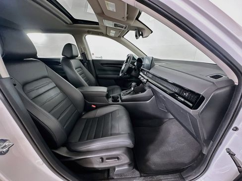 Used 2024 Honda CR-V EX-L image 31