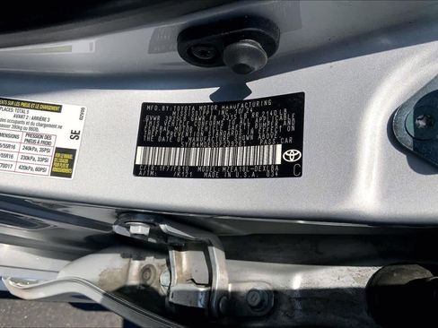 Certified 2025 Toyota Corolla LE FWD image 34