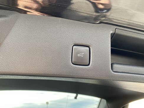 Used 2022 Ford Escape SE w/ Convenience Package image 25