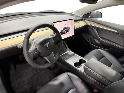 Certified 2023 Tesla Model 3 Standard Range RWD image 9